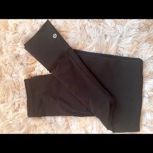 Size 4 Lululemon ankle…. Never worn